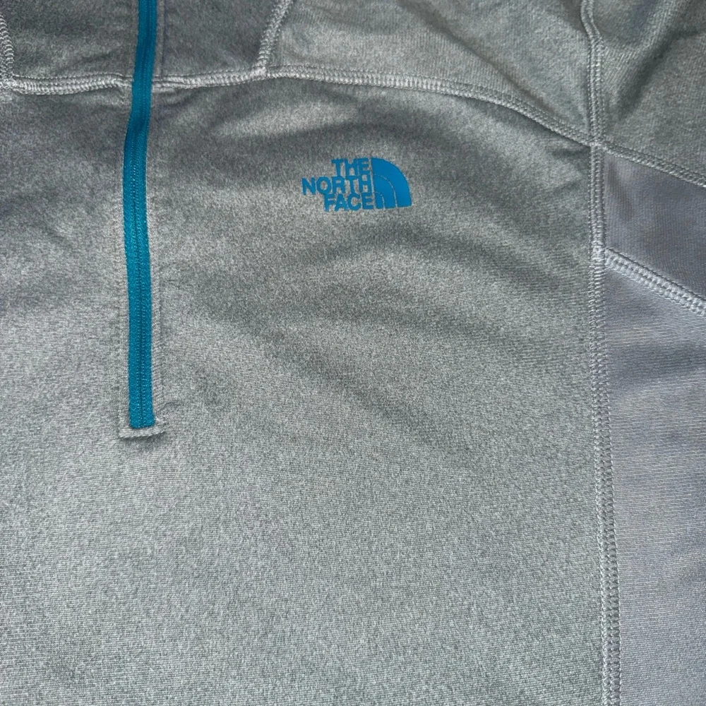 Gray north face quarter zip
